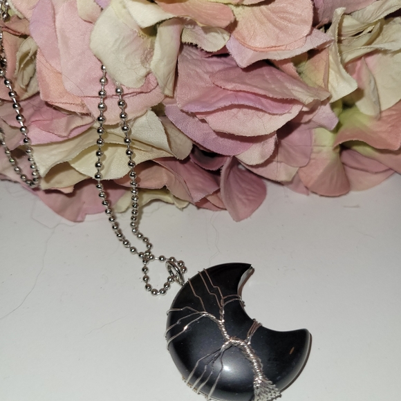 22" Ball Chain Silver Necklace Wire Wrapped Moon Shaped Natural Polished Onyx - Picture 5 of 6